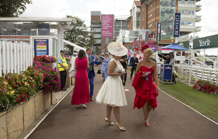 Today's Racing News: Punters plough into Beckett filly as the bookie battle commences at York